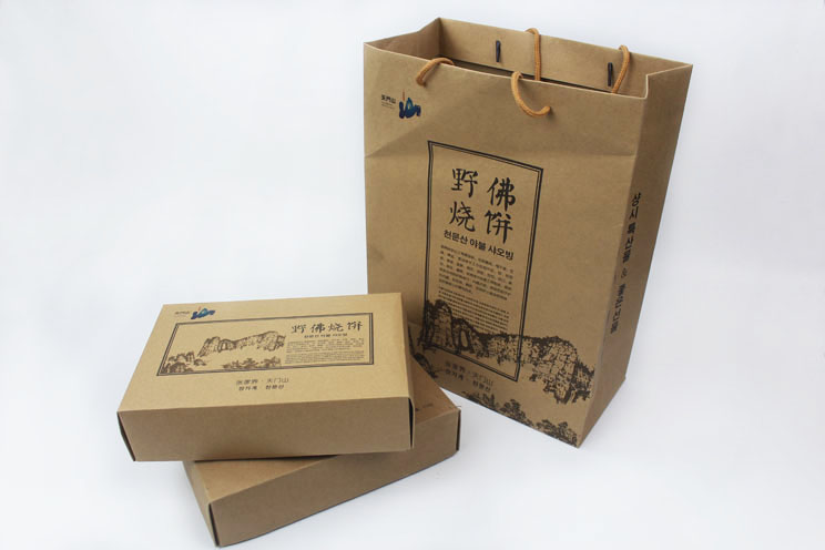 這樣原汁原味土特產(chǎn)禮品盒+手提袋套裝你也想要嗎？快來長沙印刷廠日大彩印定制！